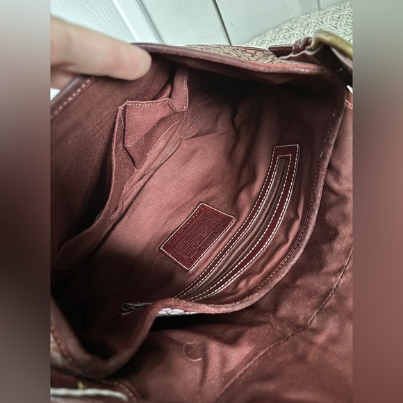 Vintage Coach Burgundy Signature Print Soho bag - Picture 12 of 16
